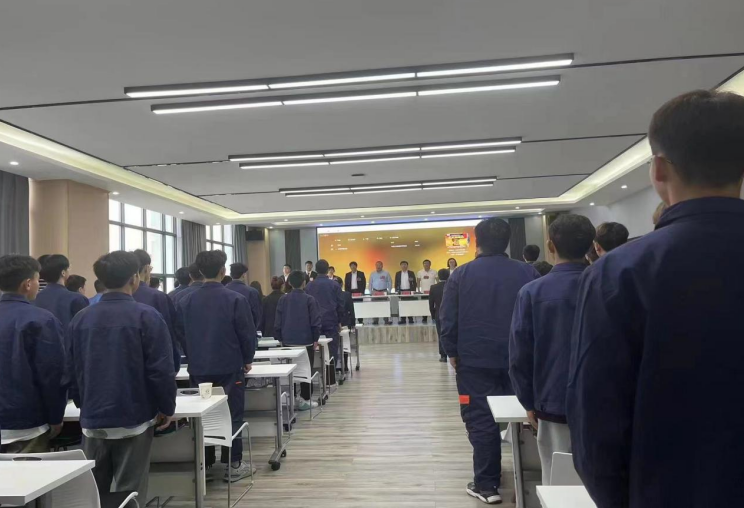 機(jī)電汽車工程系召開第二次學(xué)生代表大會