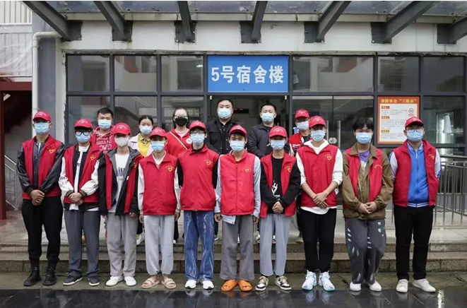 團(tuán)結(jié)一心、戰(zhàn)疫情