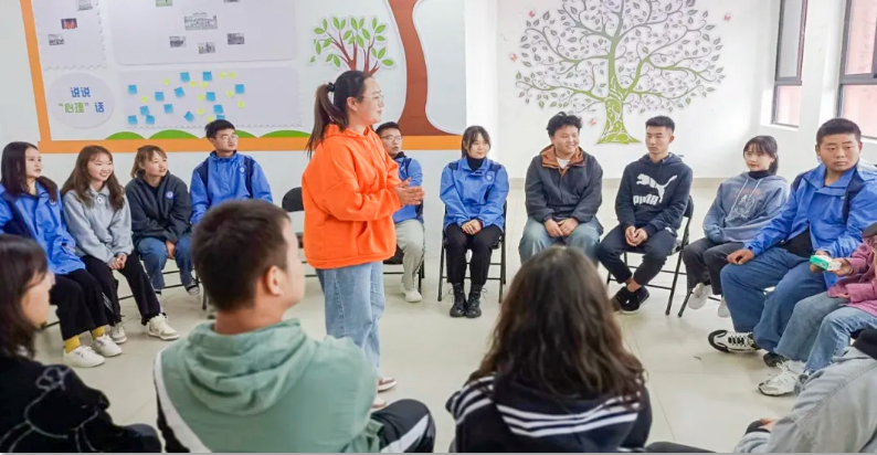 學(xué)院心理咨詢中心舉辦“青春之心靈，青春之少年” 團(tuán)體心理輔導(dǎo)活動(dòng)