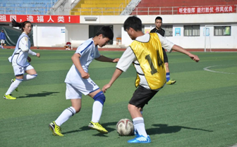 第二屆校園足球聯(lián)賽正式開賽！