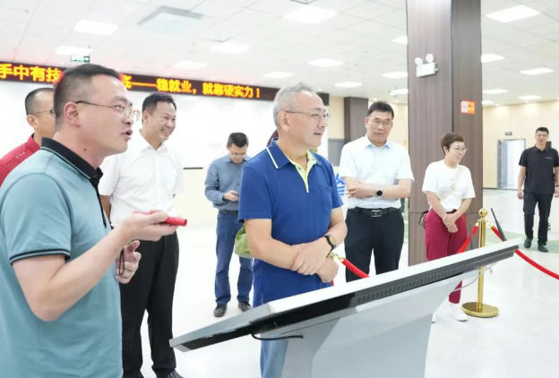 廣東省北京大學(xué)校友會(huì)一行到我院調(diào)研